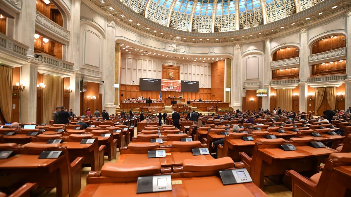 Camera Deputailor a adoptat Legea Nordis pentru locuinte
