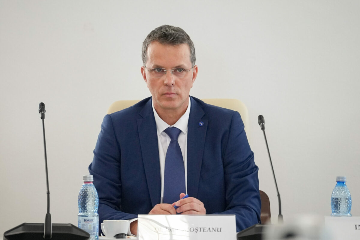 Demisioneaza Mosteanu Un deputat PSD discuta un inlocuitor