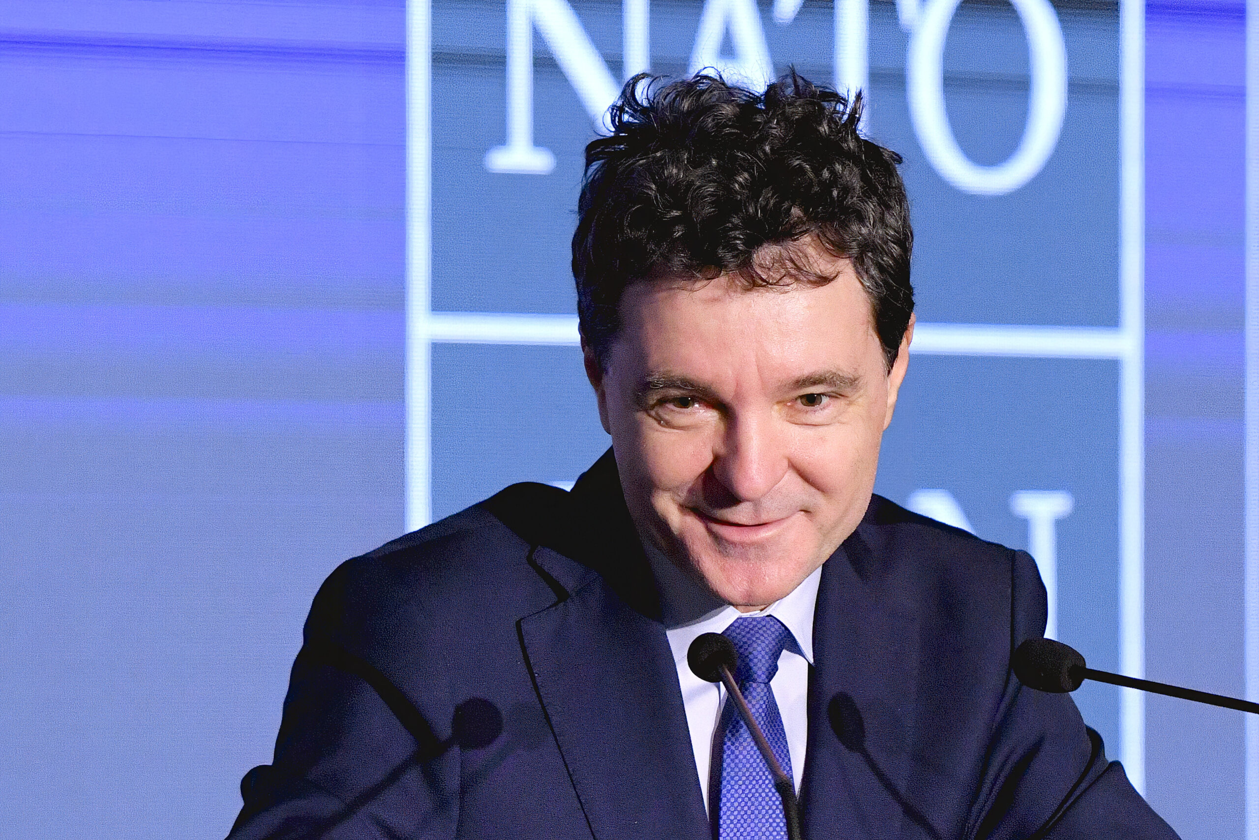 Nicuor Dan Investitiile pot revitaliza industria de aprare