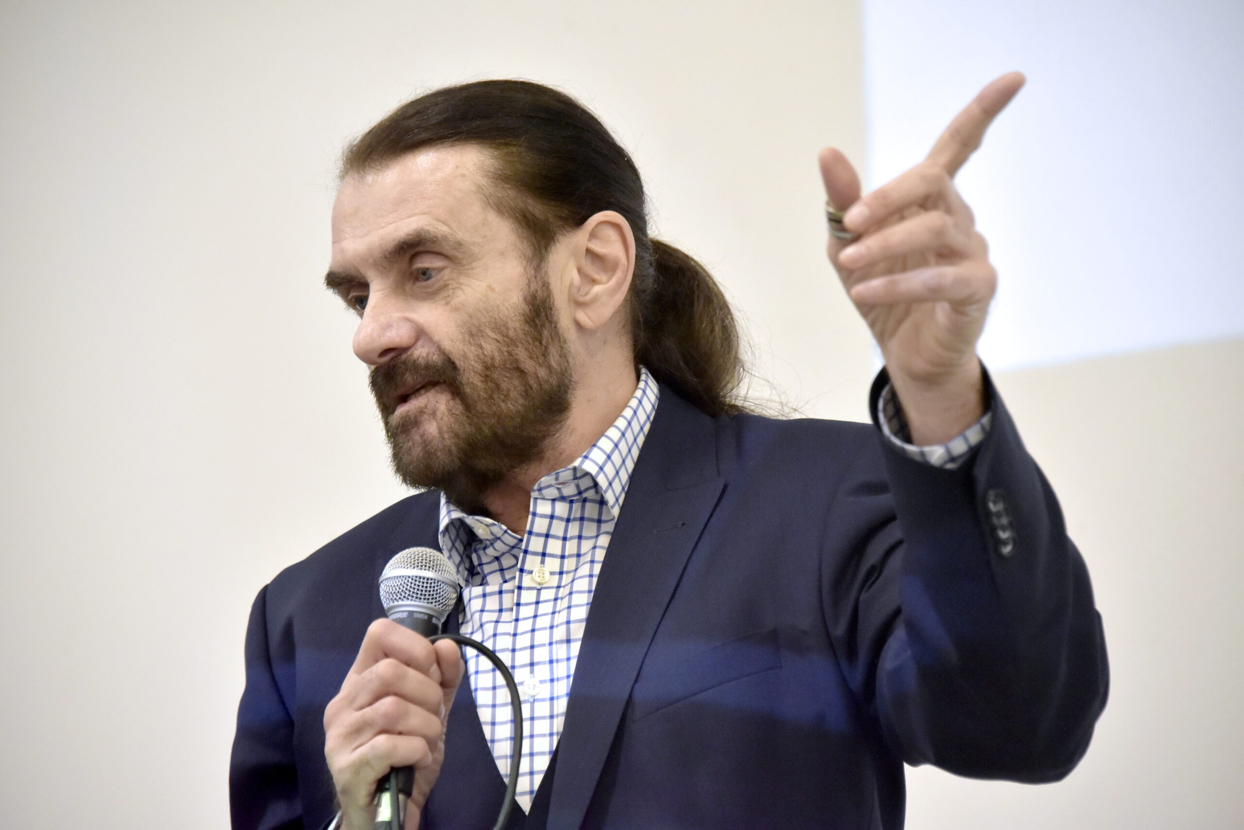 Robert Schwartz candidatul USR pentru director SRR