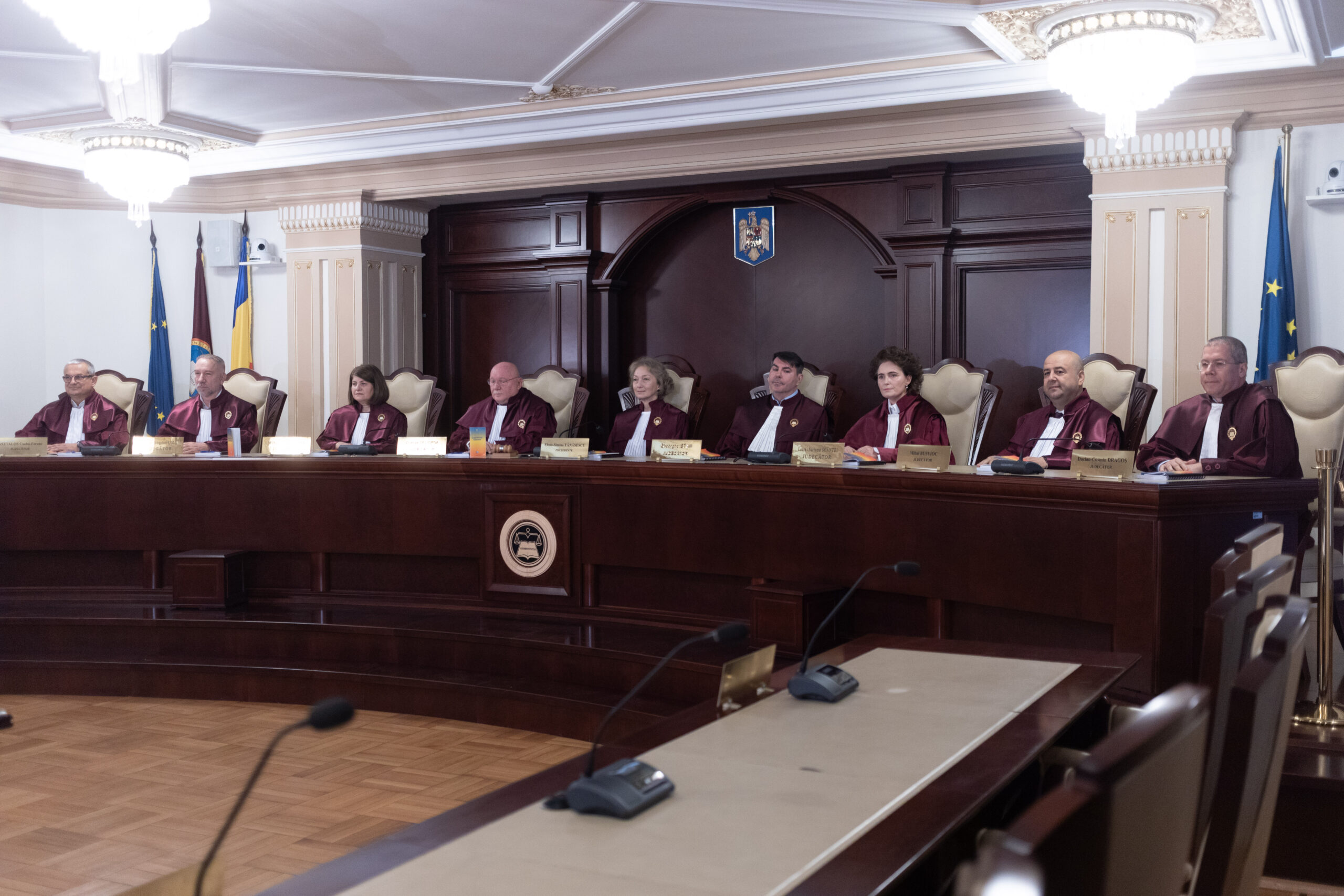 CCR amana decizia privind pensiile speciale ale magistratilor