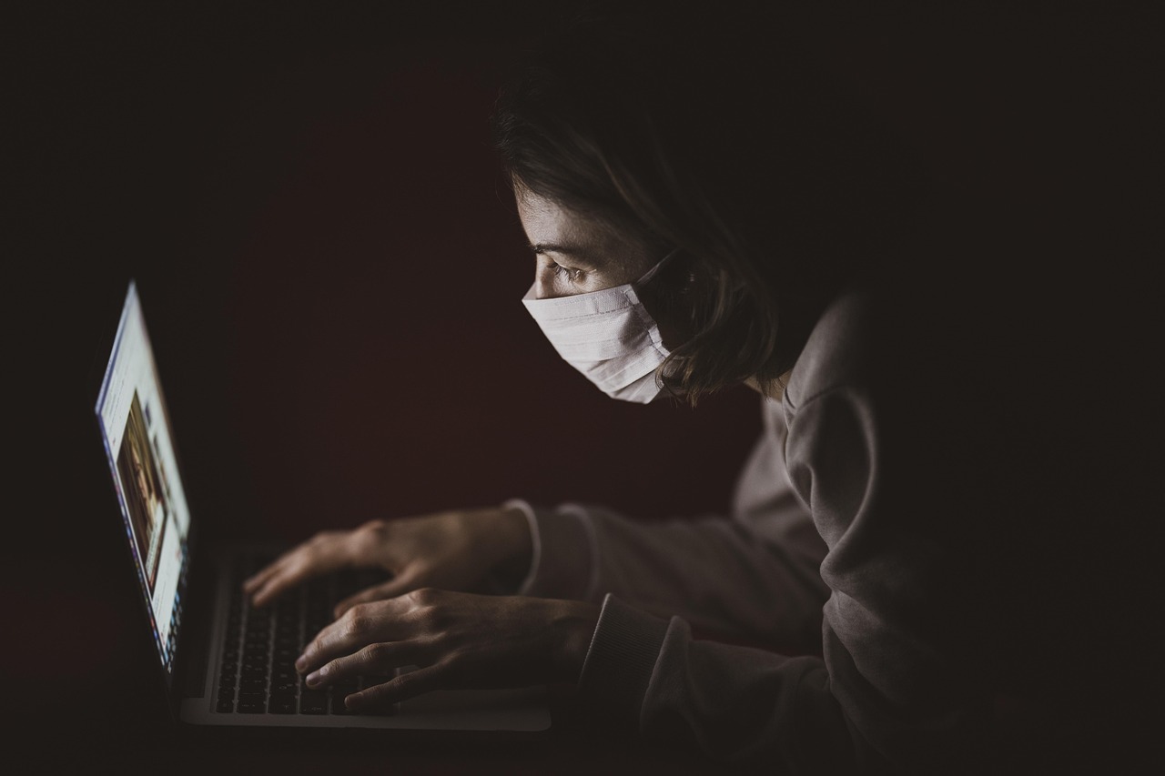 Ce patesc medicii care raspandesc fake news Proiect aprobat