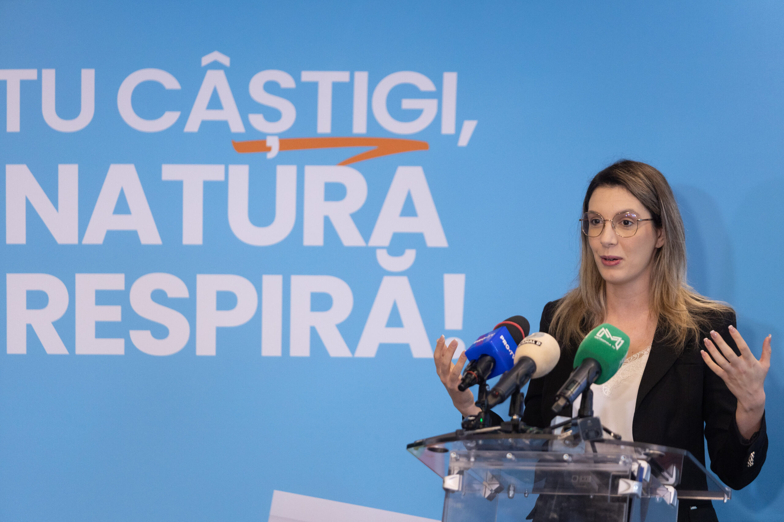 Diana Buzoianu vizita la Barajul Paltinu Prahova