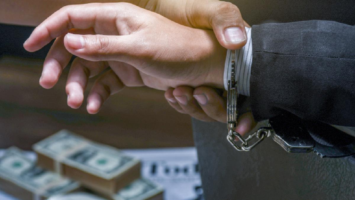 Doi romani judecati pentru frauda de 14 milione de lire