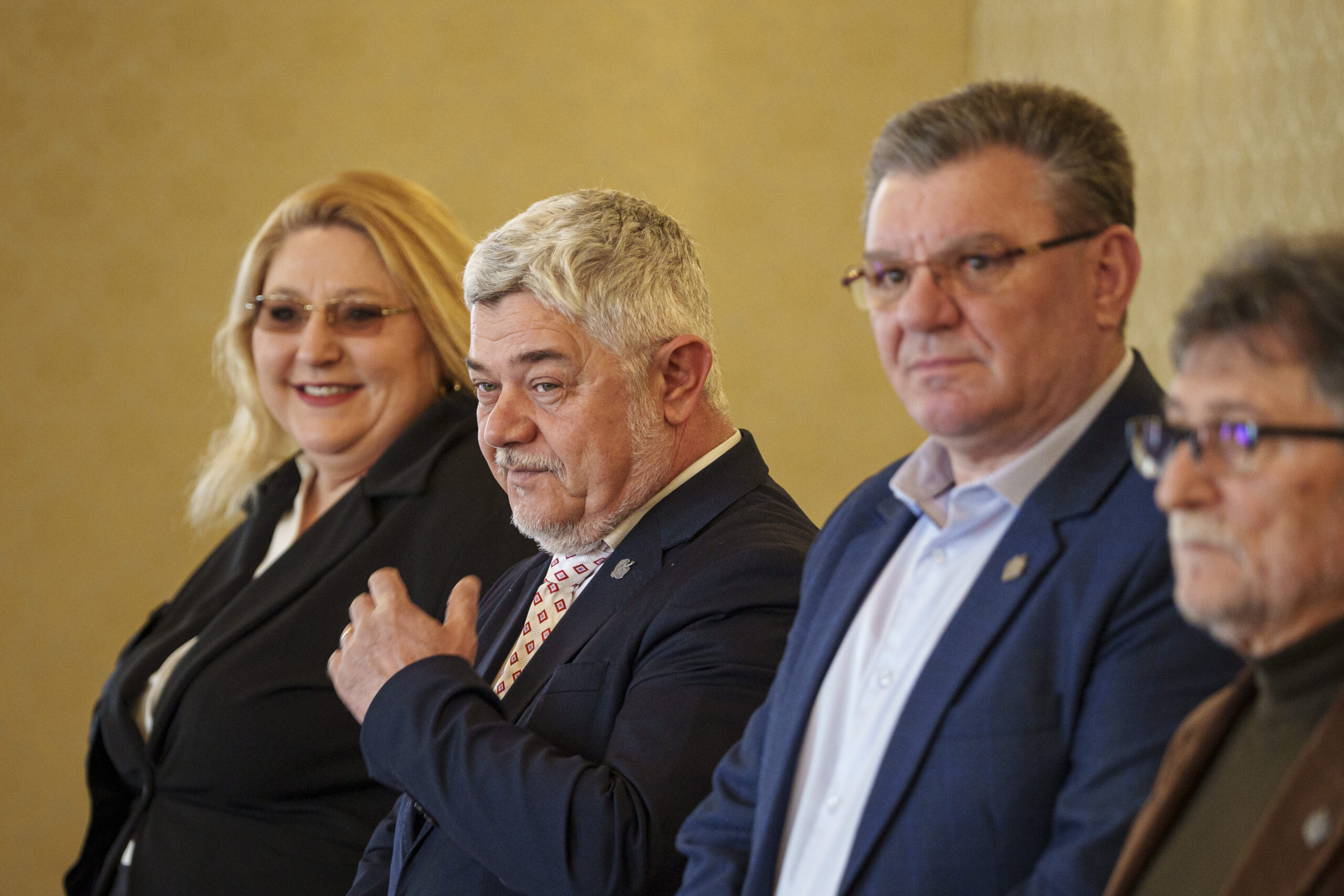 Mot iunea de cenzura impotriva Guvernului a fost depusa