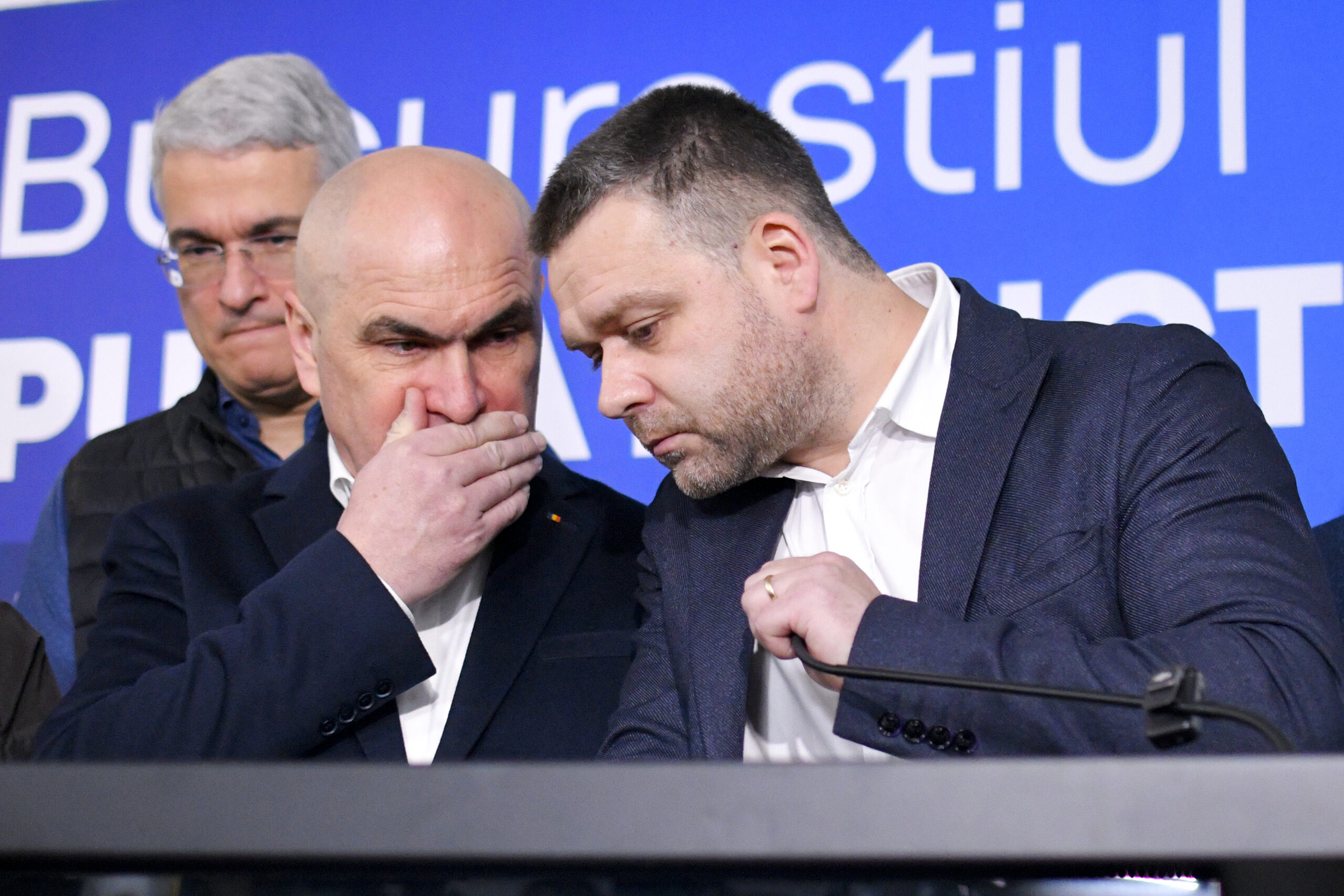 Politico Victoria lui Ciucu ar putea reduce presiunea asupra lui Bolojan