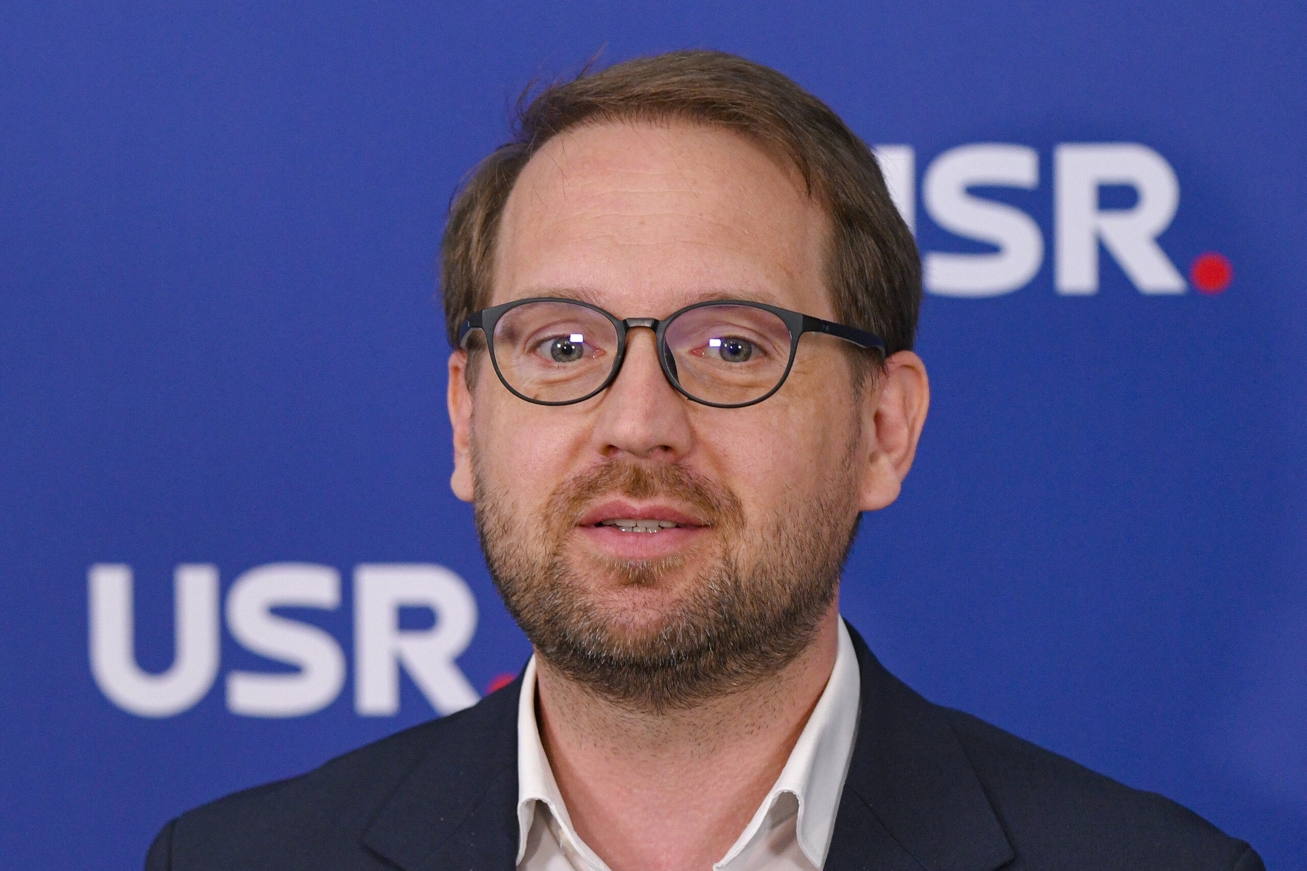 G4Media Dominic Fritz despre amenirile PSD de a prsi guvernarea S ia o decizie odat