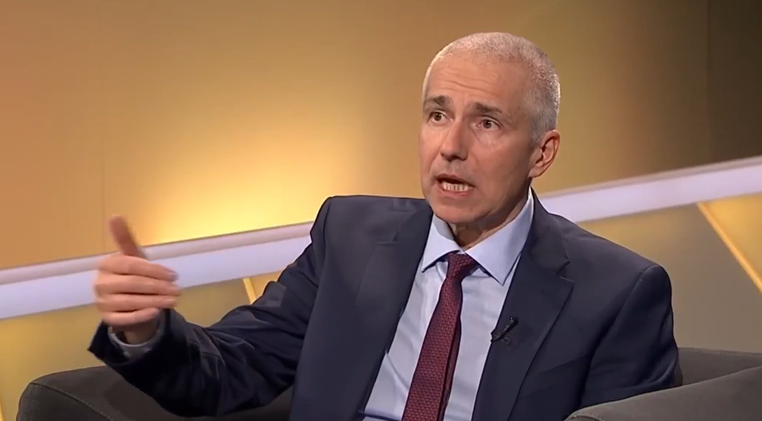 Voineag si Savonea isi pastreaza functiile Radu Marinescu