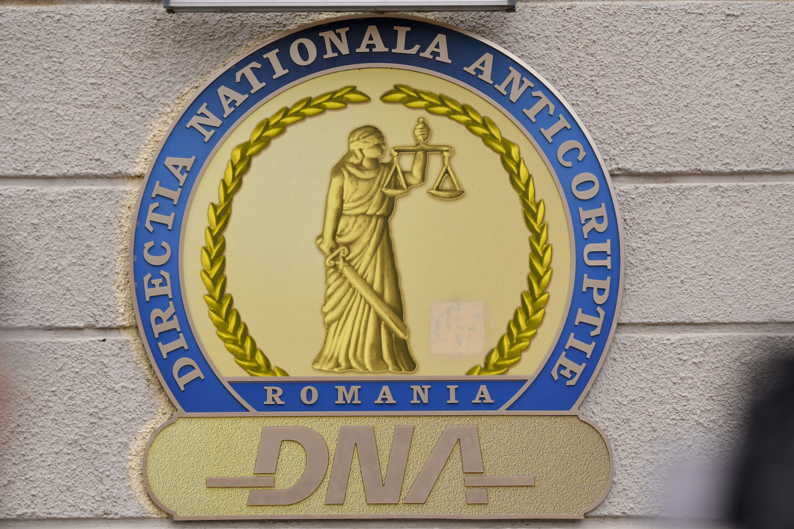 Primar din judeul Botosani acuzat de mita si trimis in judecata