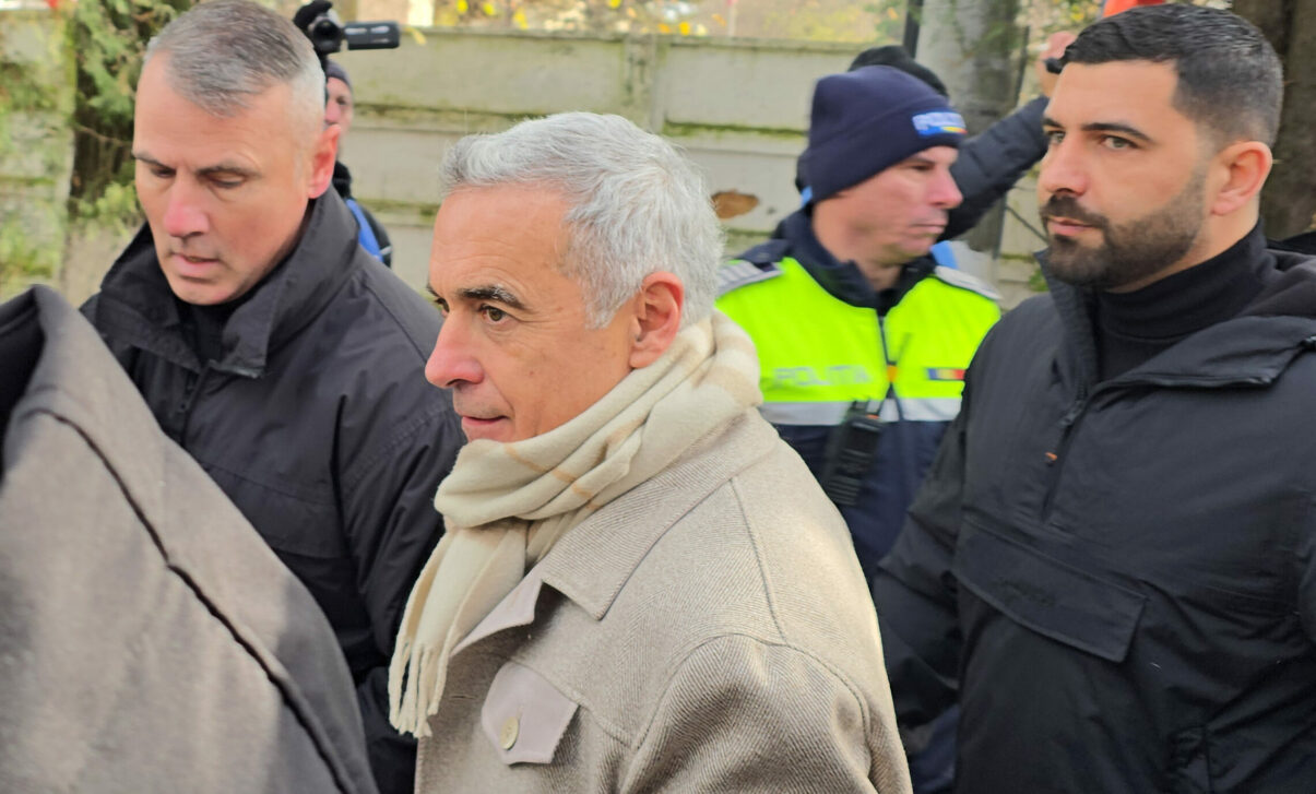 Calin Georgescu Cu guvernul actual statul roman se stinge Nu prin atacuri externe ci prin tradari interne