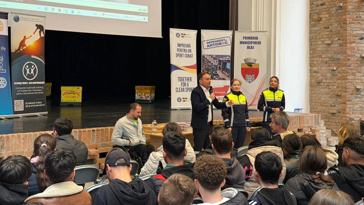 Campania Contient nu dependent in Turda Baia Mare i Blaj Tineri i prini fa n fa