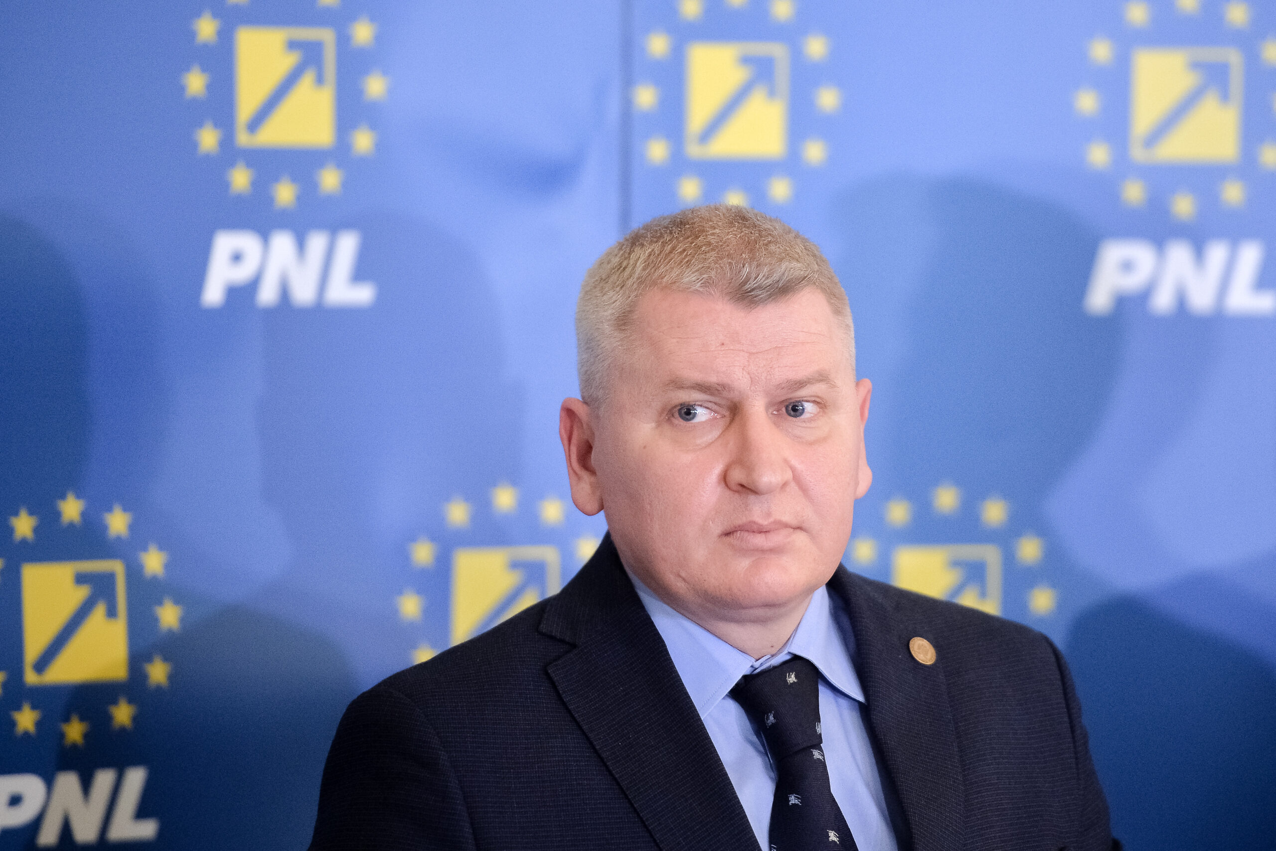 Florin Roman afirma ca PSD a cedat in negocierile pentru buget Grindeanu nu va mai fi premierul PSD la rotativa ci un alt pesedist