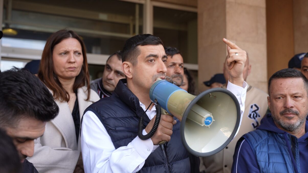 George Simion la protestul minerilor din Gorj Ceea ce se intampla la CE Oltenia reprezinta un atac asupra sigurantei nationale
