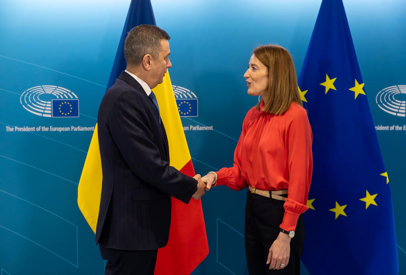 Grindeanu Monitorizam cu ingrijorare semnalele tot mai frecvente de apropiere intre partidul premierului si George Simion