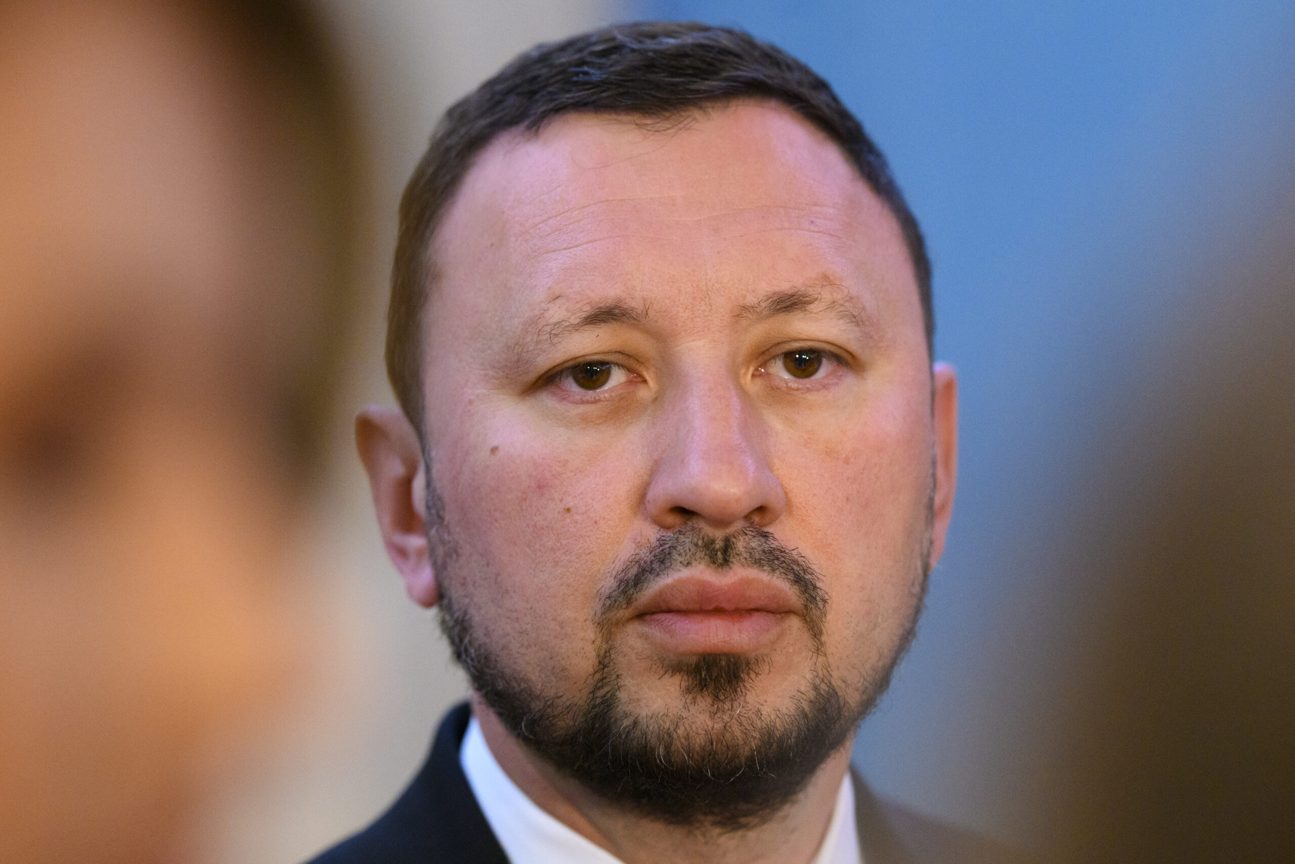 Liderul PNL Bacau ii aduce acuzatii de minciuni primarului USR al Bacului si il reproseaza atacuri nejustificate la adresa Guvernului