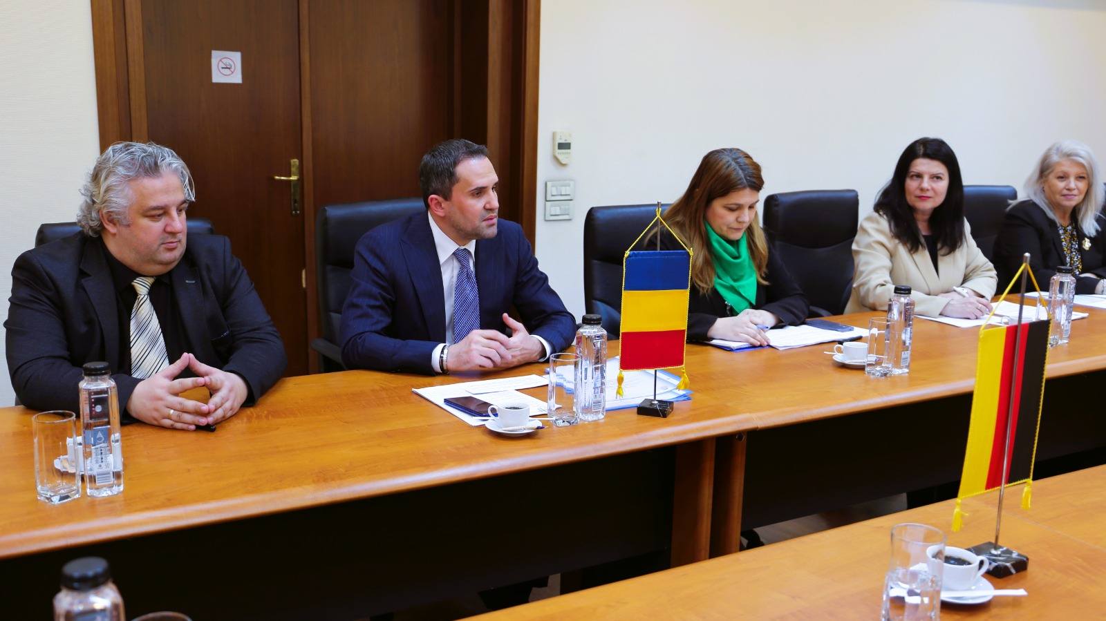 Ministrul Transporturilor inalnire cu ambasadorii Austriei si Germaniei pe tema regiunii Dunarului