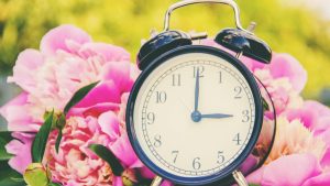 Noaptea in care pierdem o ora Romania adopta ora de var Care sunt beneficiile si controversa