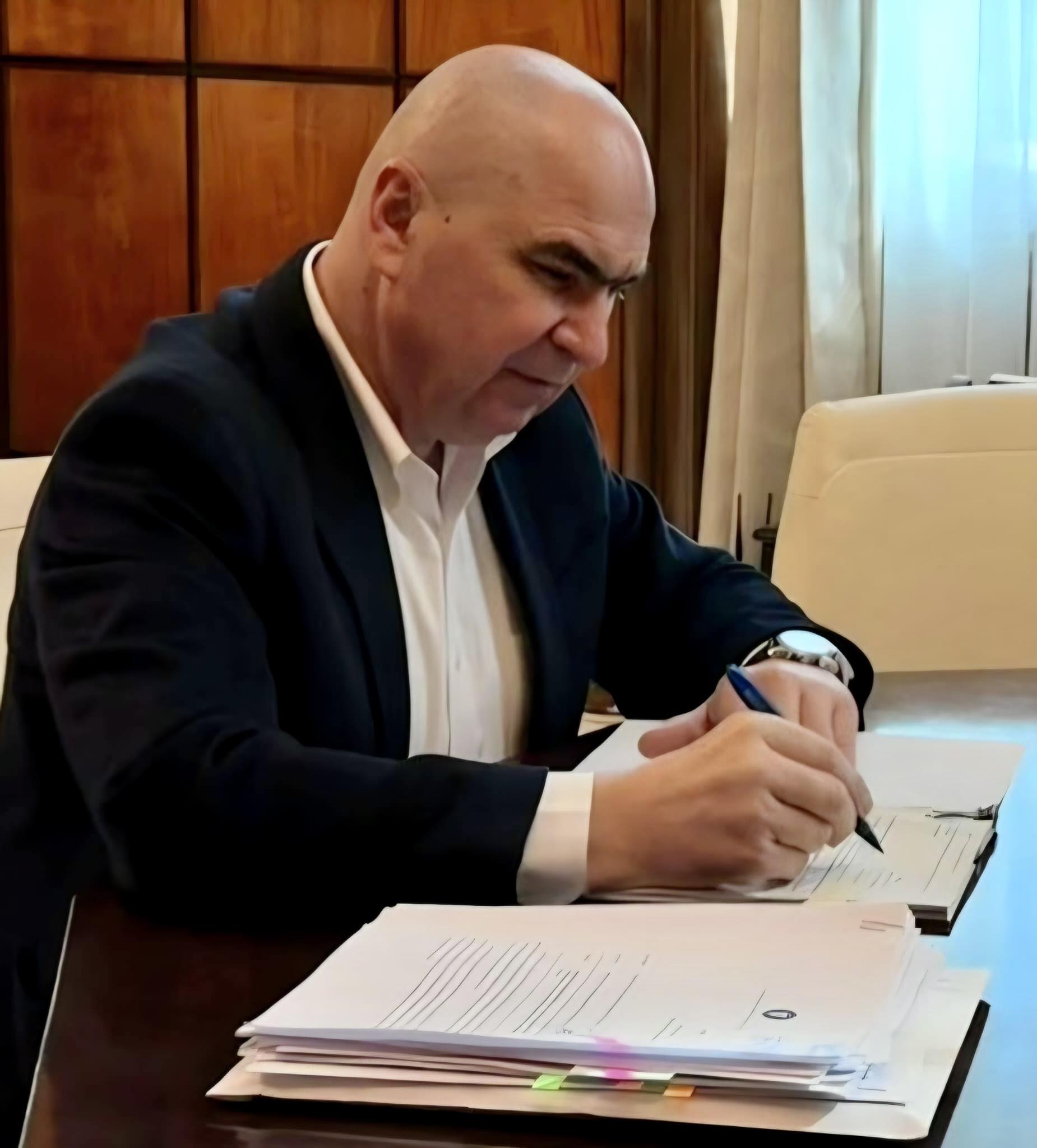 PSD cere premierului sa renunte la blocarea masurii de scutire a fermierilor de la plata taxelor pe motorina