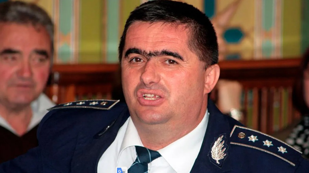 Un flagrant esuat Un episod mai putin cunoscut din cariera lui Viorel Salvador Caragea numit administrator special al uzinei de armament Sadu