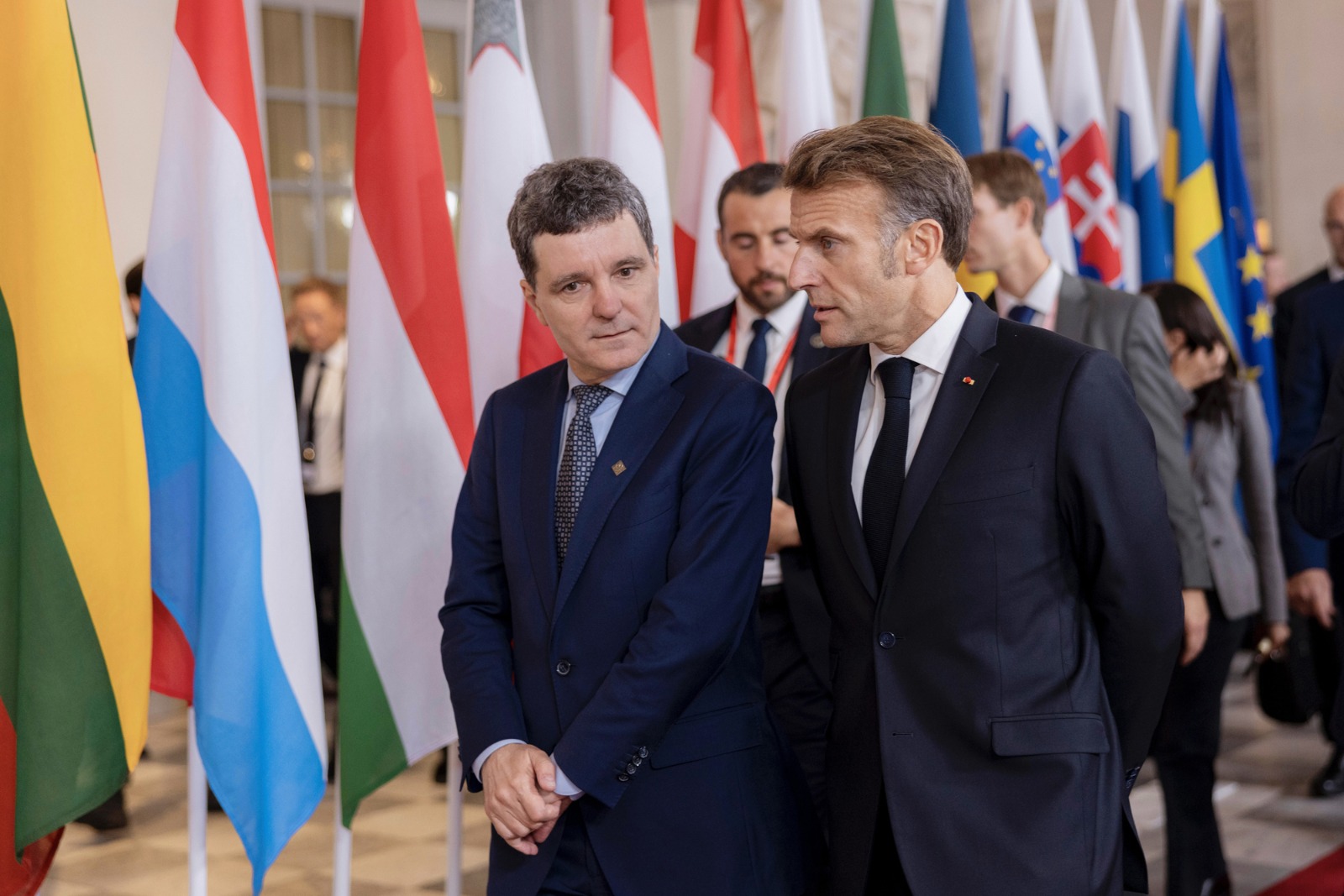 file de vitel cu telina in trei variante iata ce au servit nicusor dan macron merz si ceilalti lideri europeni la pranzul de la summitul ue