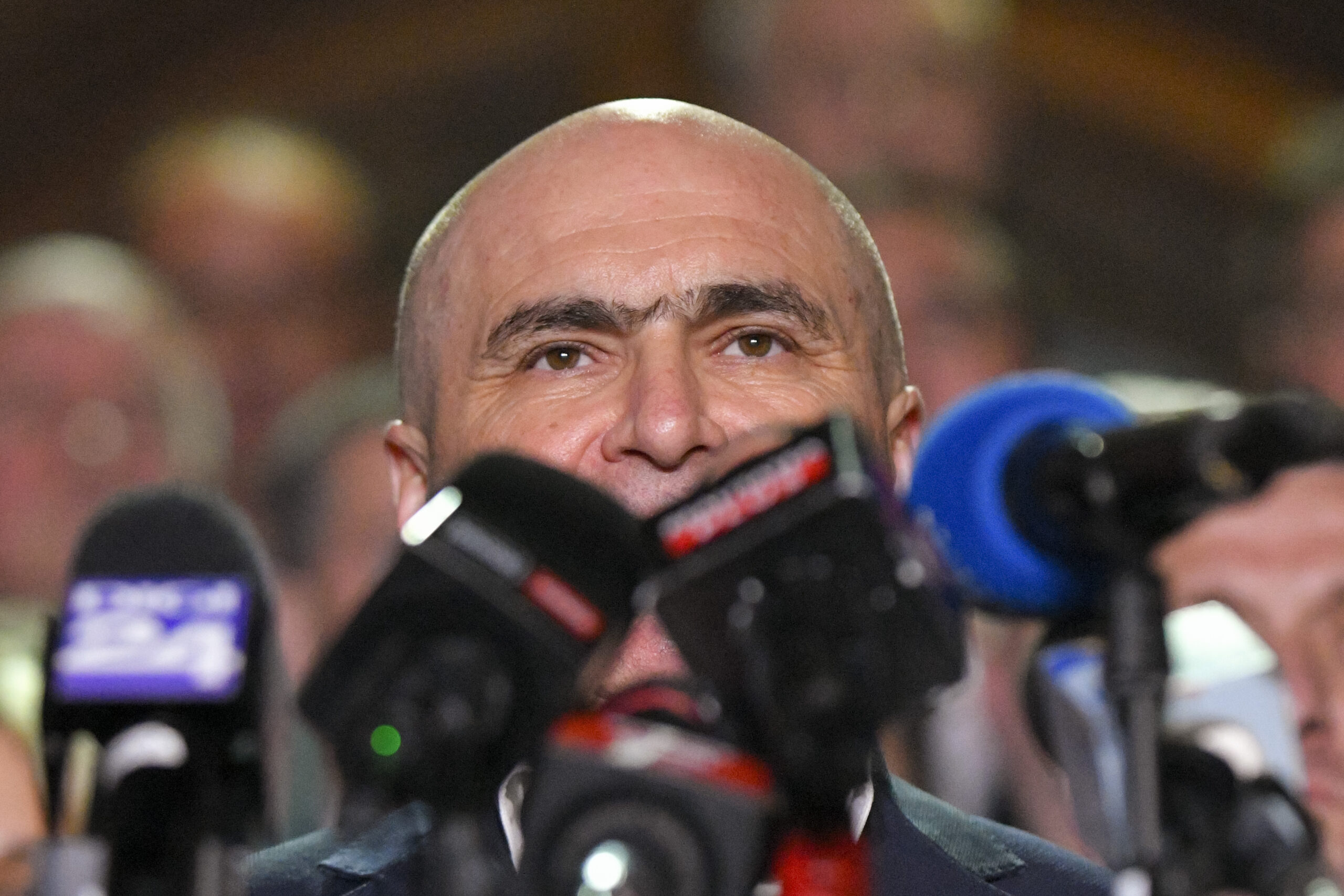 Bolojan Problema nu sunt intalnirile civilizate ci ceea ce se intampla dupa acestea