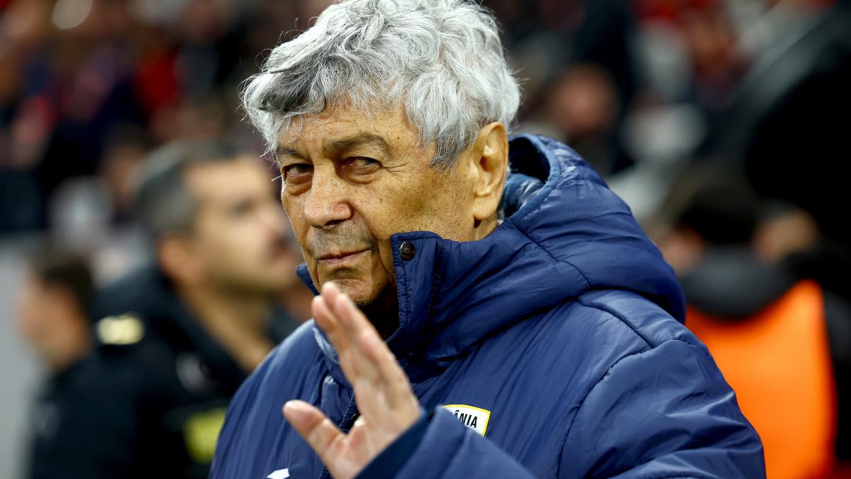 Cele mai recente informatii despre Mircea Lucescu Ministrul Sanatatii Este in stare critica la terapie intensiva