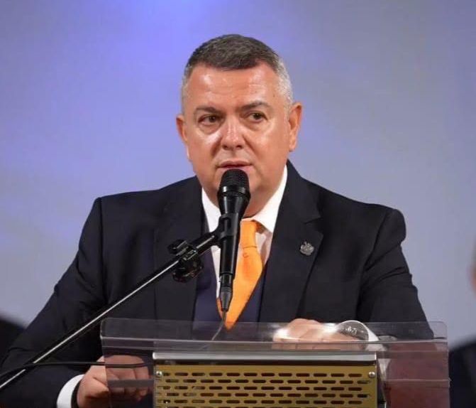 Eduard Koler deputat AUR Cand statul nu isi reduce cheltuielile nu face reforme si nu taie risipa lasa preturile sa creasca si incaseaza diferenta Asta nu mai este doar inflatie