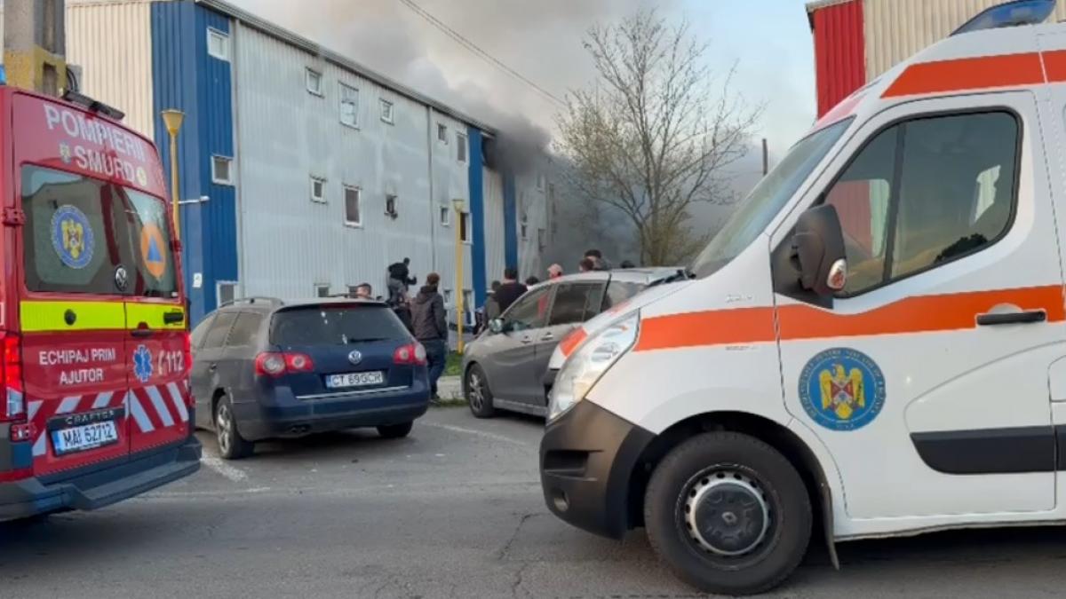Incendiu la un bloc de locuinte sociale in Constanta A fost activat Planul Rosu de interventie 1
