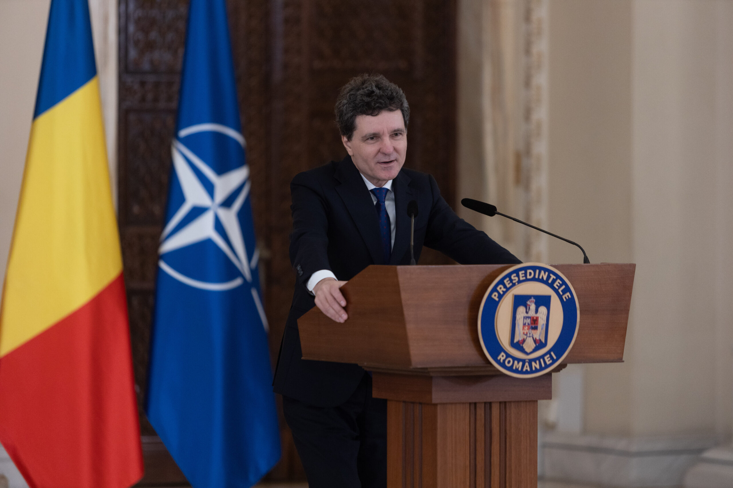 Nicusar Dan ar prefera tehnocrati la conducerea serviciilor secrete