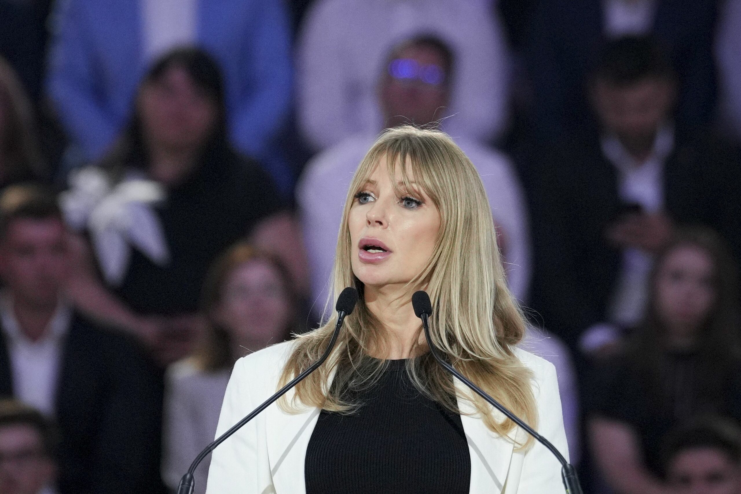 Senatoarea Victoria Stoiciu isi prezinta demisia din PSD Nu pot si nu voi sustine niciodata normalizarea fascismului