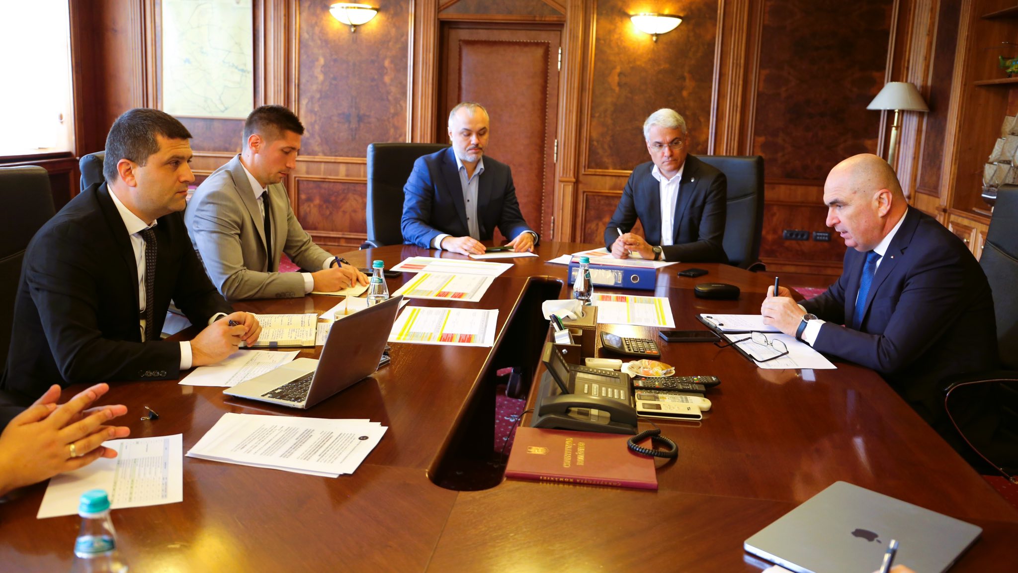 Umbrrescu invitat la Ministerul Transporturilor pentru salvarea proiectelor de autostrada finantate prin PNRR