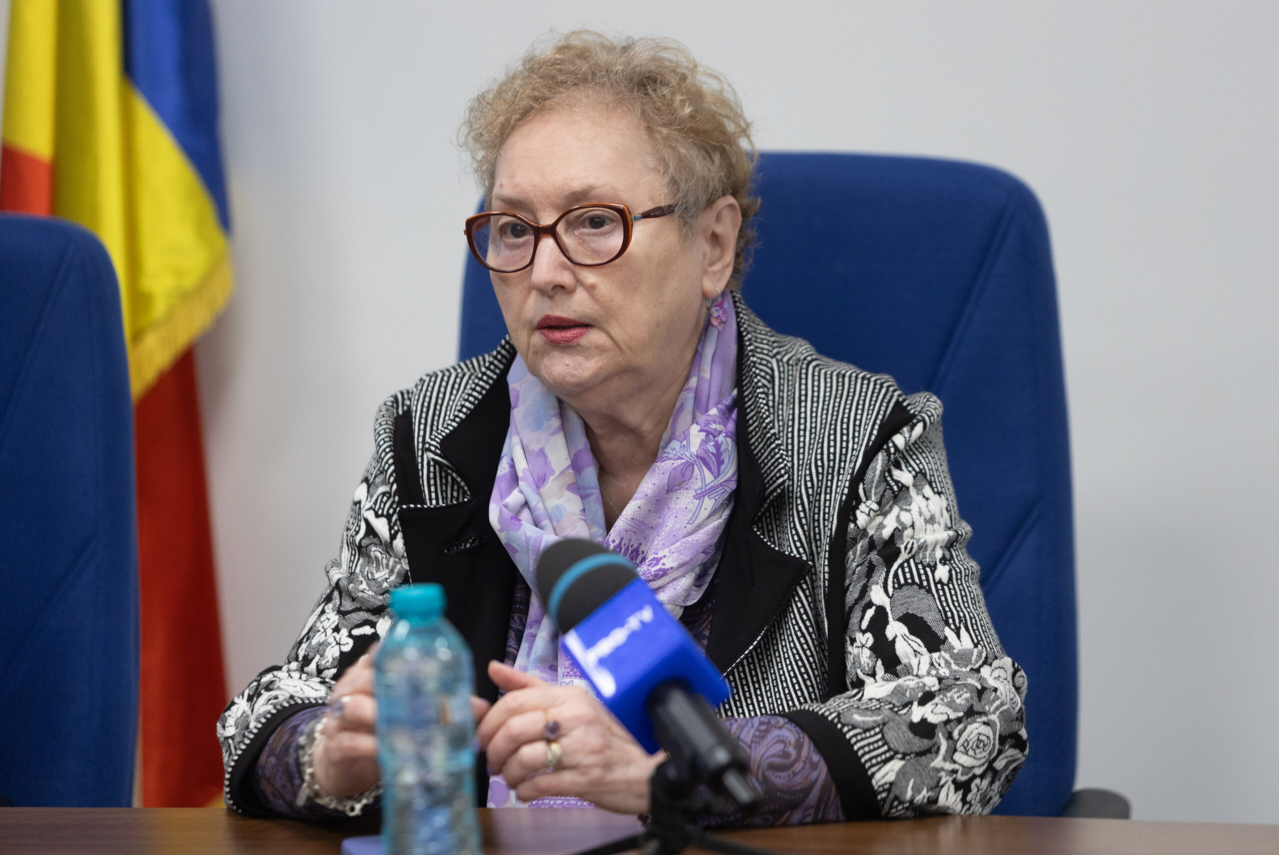 Gandul Avocatul Poporului sesizeaza CCR in legatura cu Ordonanta de Urgenta emisa de Bolojan dupa demitere Este extrem de grav ceea ce s a intamplat
