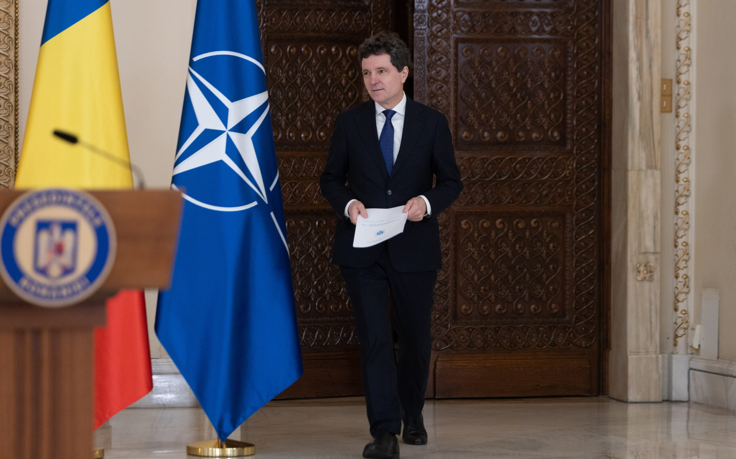 Nicuor Dan a implinit un an de cand este presedintele Romaniei de la promisiuni electorale la masuri implementate
