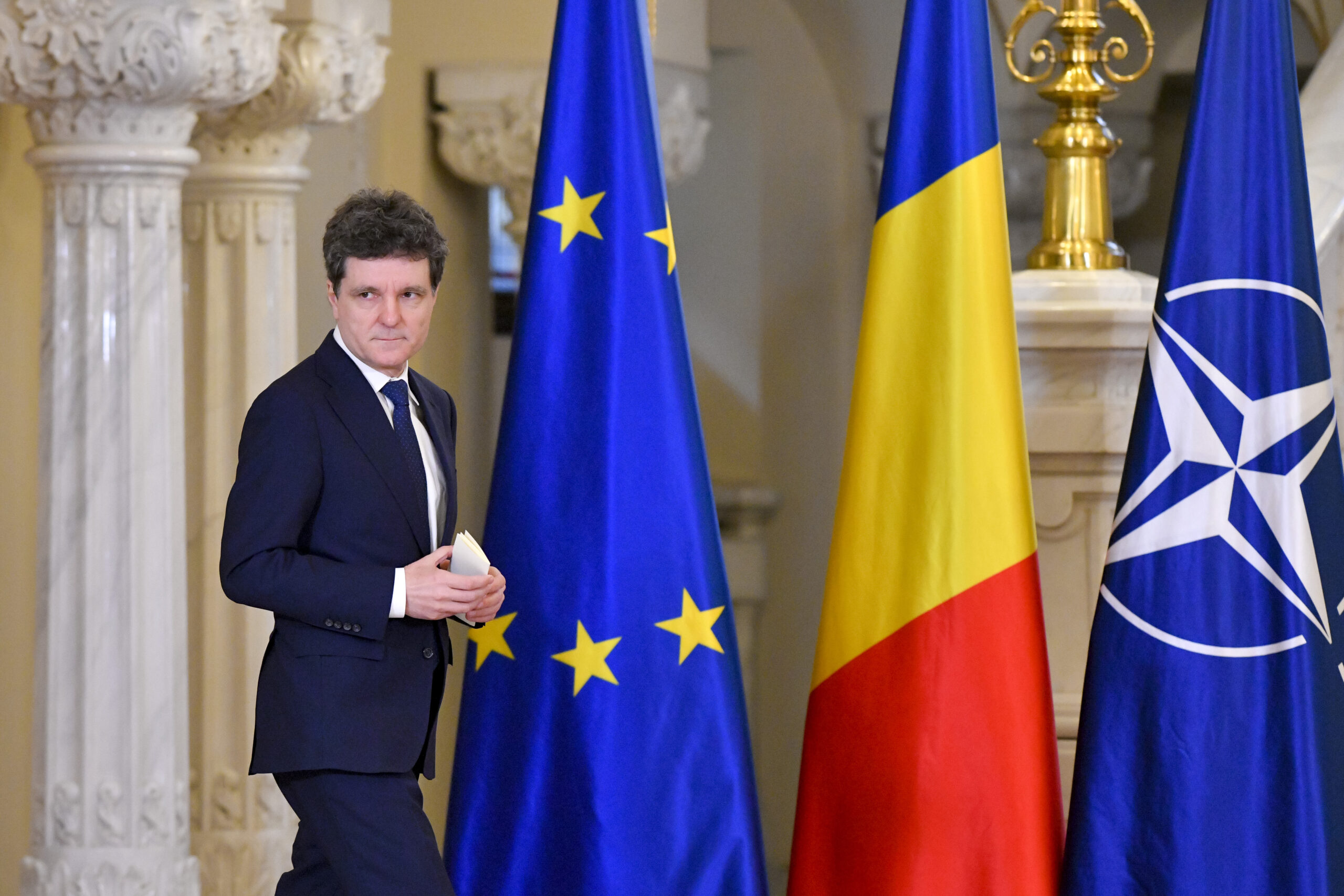 Nicuor Dan aduce la Bucuresti liderii NATO si din regiunile nordice Zelenski si Mark Rutte vor participa la summitul B9 de la Cotroceni