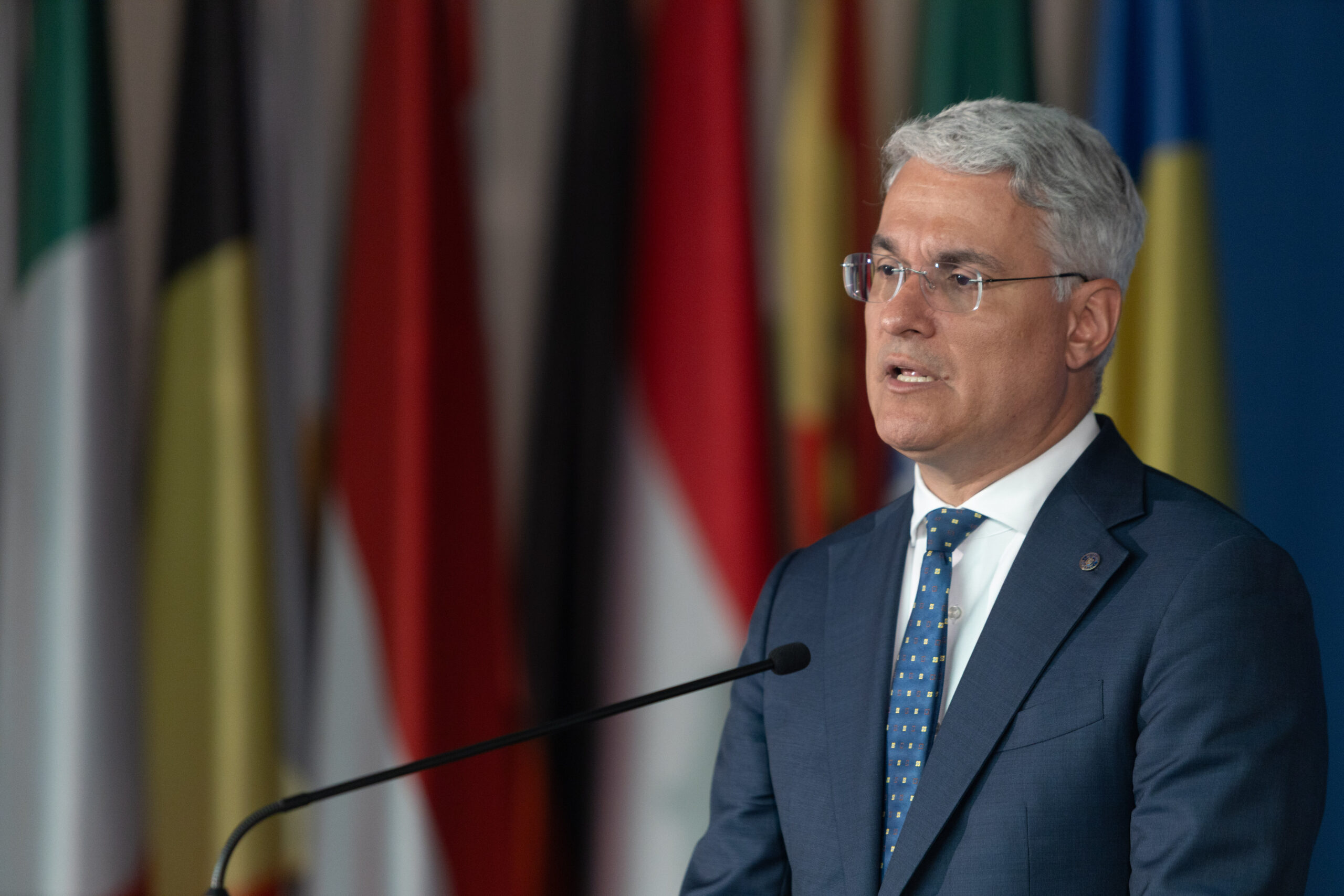 Pislaru despre lega salarizarii angajatilor bugetari Proiectul va fi realizat pe baza grilelor si coefficientilor ce se bazeaza exclusiv pe ierarhizarea functiilor in administratia publica