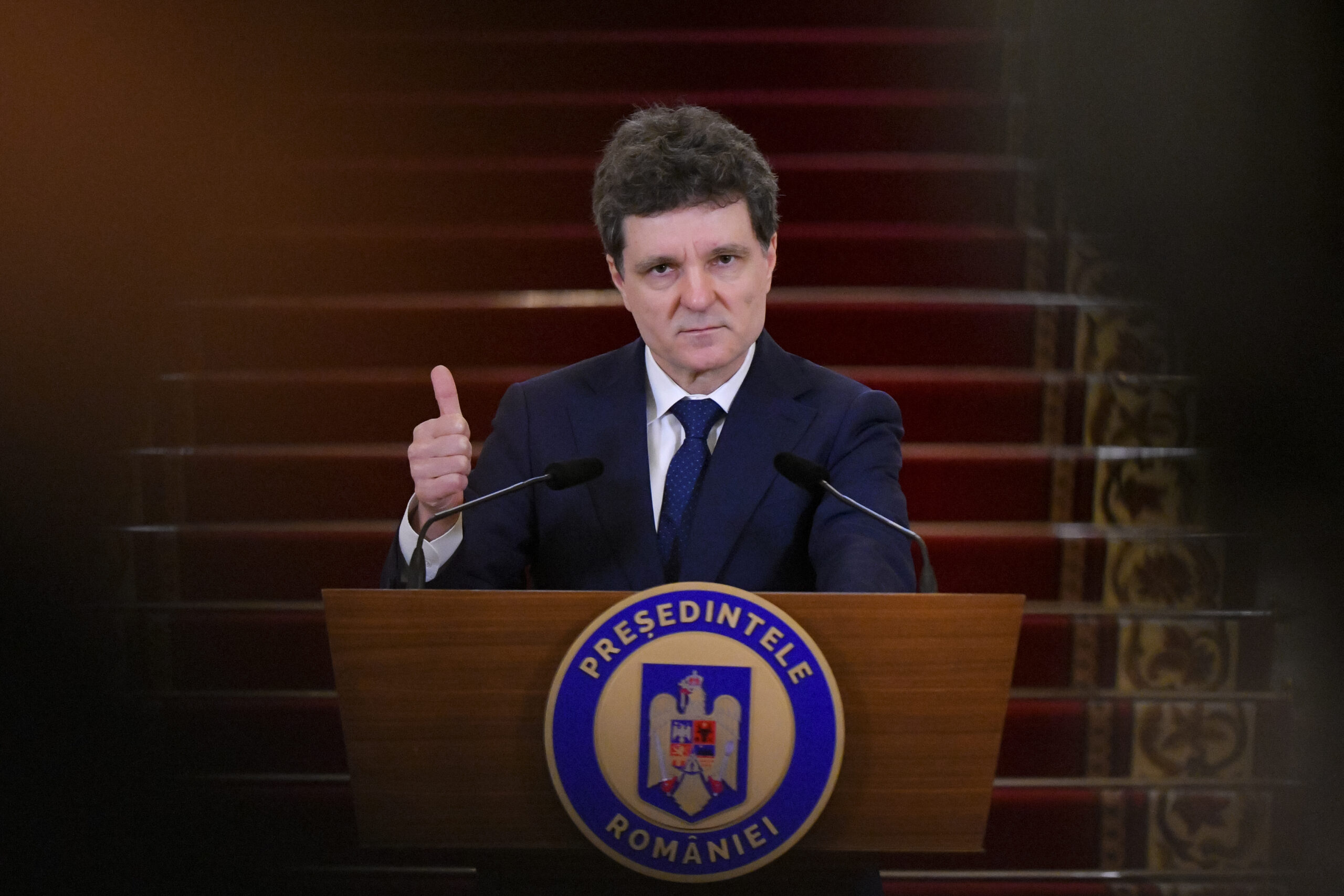 Ziua zero Presedintele Nicusor Dan desfasoara astazi consultari cu partidele parlamentare pentru constituirea unui nou Guvern