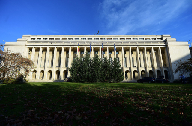 sindicatul angajatilor din guvern acuza un posibil dublu standard si solicita lamuriri de la bolojan exista exceptii de la reforma domnului bolojan pentru membrii de partid