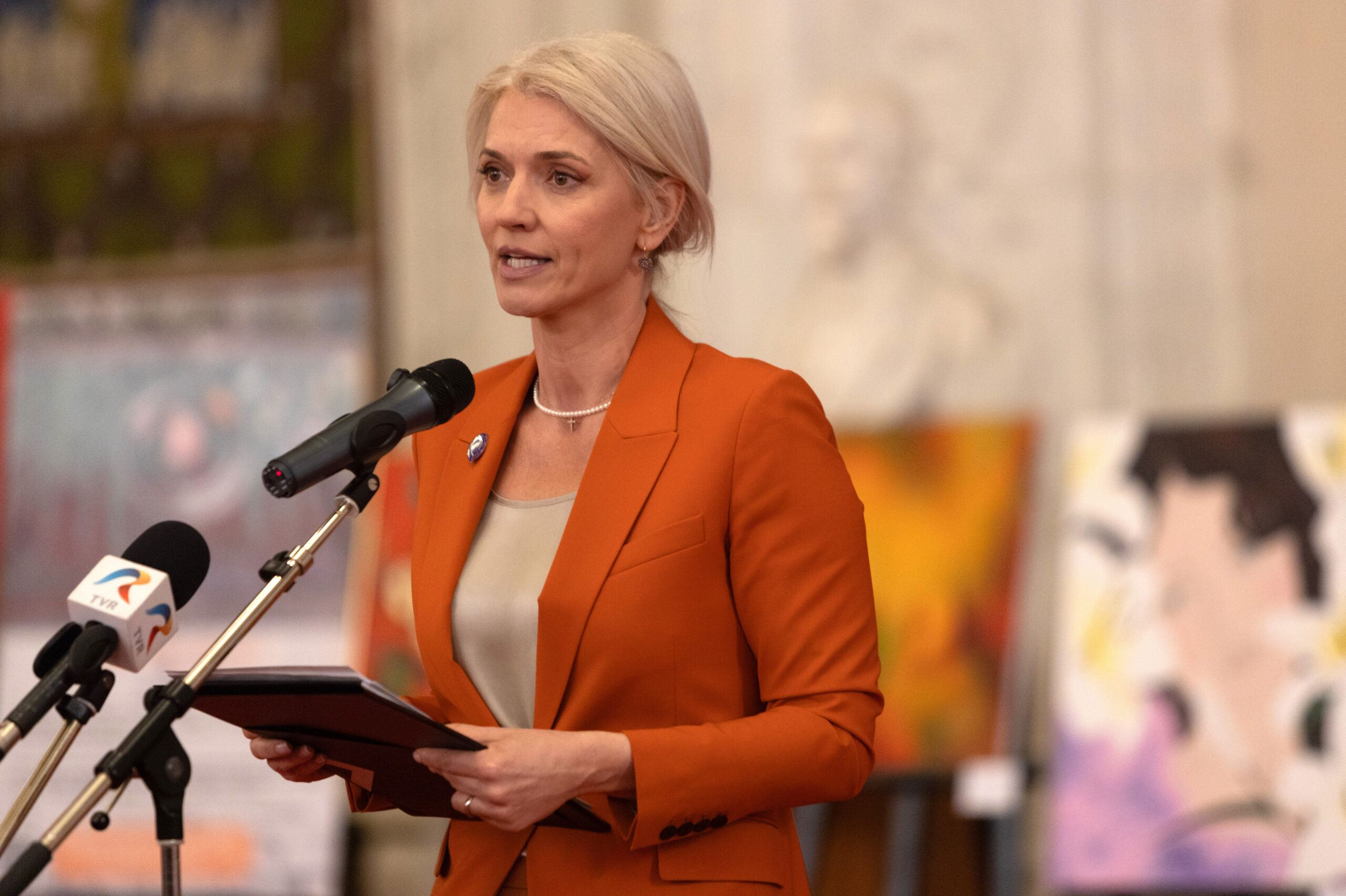 Alina Gorghiu Sustinere din partea primarilor din Arges pentru premierul desemnat Adrian Vestea