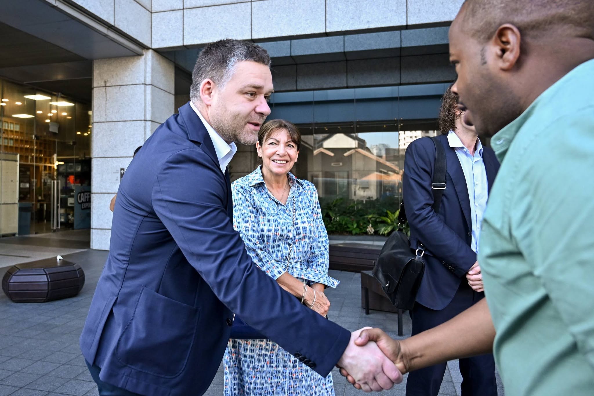 Ciprian Ciucu mesaj din Singapore in ziua sedintei PNL Primarul Capitalei afirma ca partidul se confrunta cu o tentativa de puci