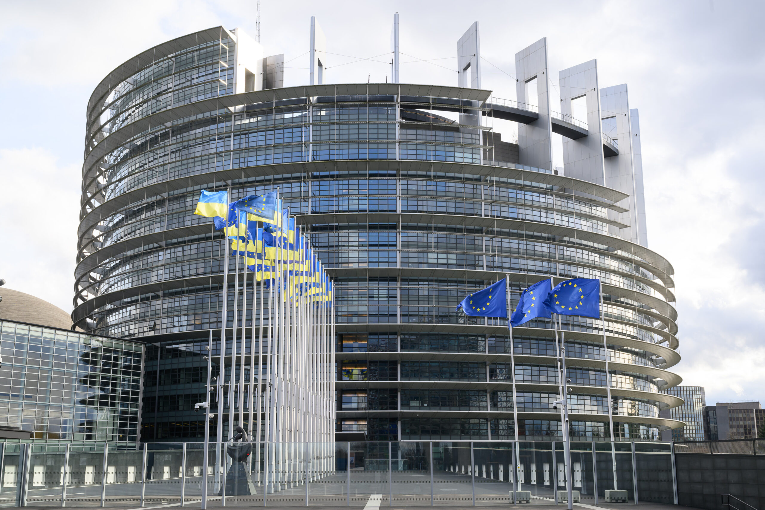 Dronele din Galati si Constanta discutate in Parlamentul European PSD USR si AUR au abordat diferit riscurile pentru Romania