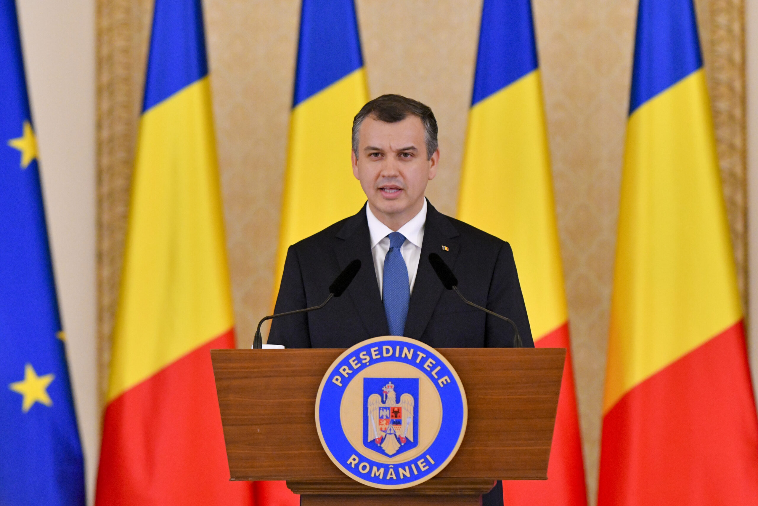 Negocierile pentru constituirea noului Guvern Surse Care este calendarul de investire a Executivului pe care il propune Eugen Tomac