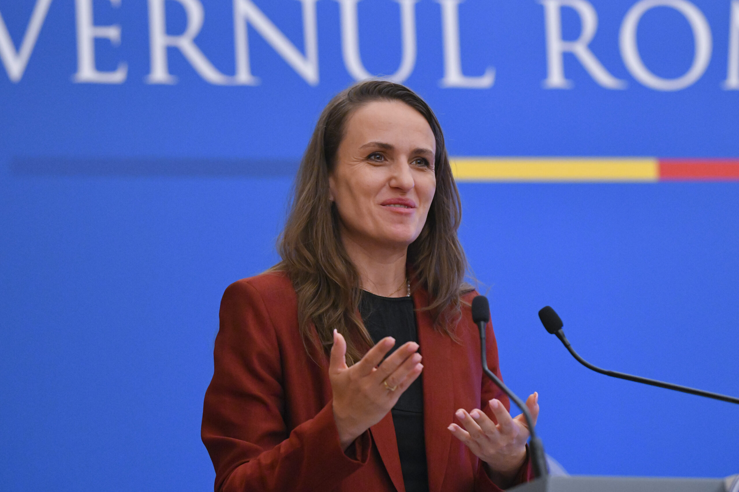 Oana Toiu a purtat discutii cu ministrul iranian de Externe despre situatia din Orientul Mijlociu si Stramtoarea Hormuz