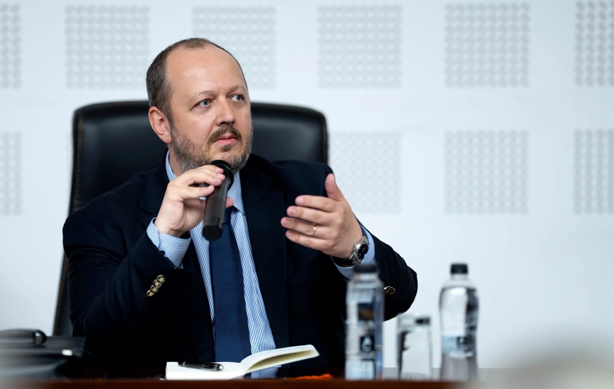 Papahagi Ce a fcut Bolojan nu este liberal e simplu s mreti impozitele Aciunile lui Nicuor Dan sunt patriotice