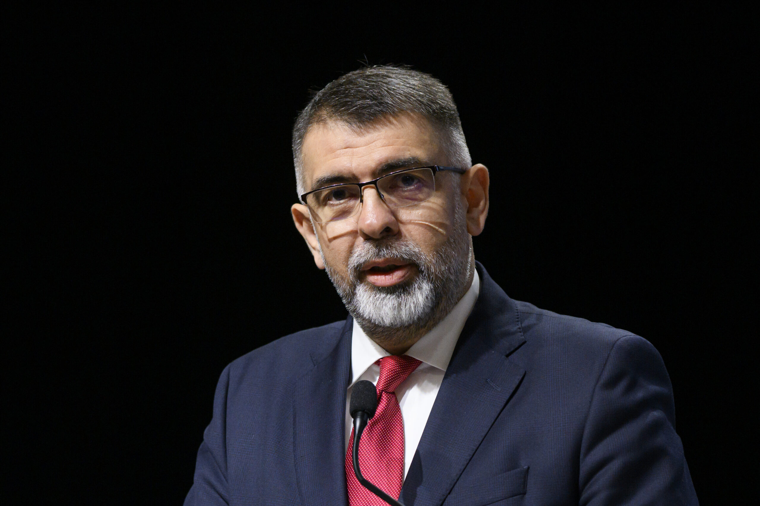 Robert Cazanciuc PSD Sper ca in luna iulie sa avem o formula politica si un guvern operational