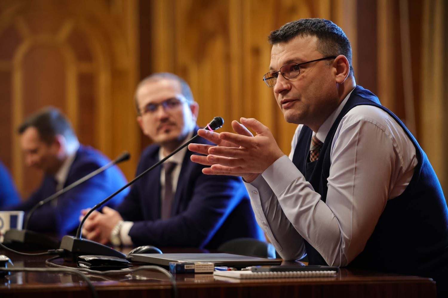 Rodeanu critică Guvernul Tomac: „Dispozitivul tehnocrat cu care Grindeanu și Simion intenționează să se joace” 2 Rodeanu critica Guvernul Tomac Dispozitivul tehnocrat cu care Grindeanu si Simion intentioneaza sa se joace