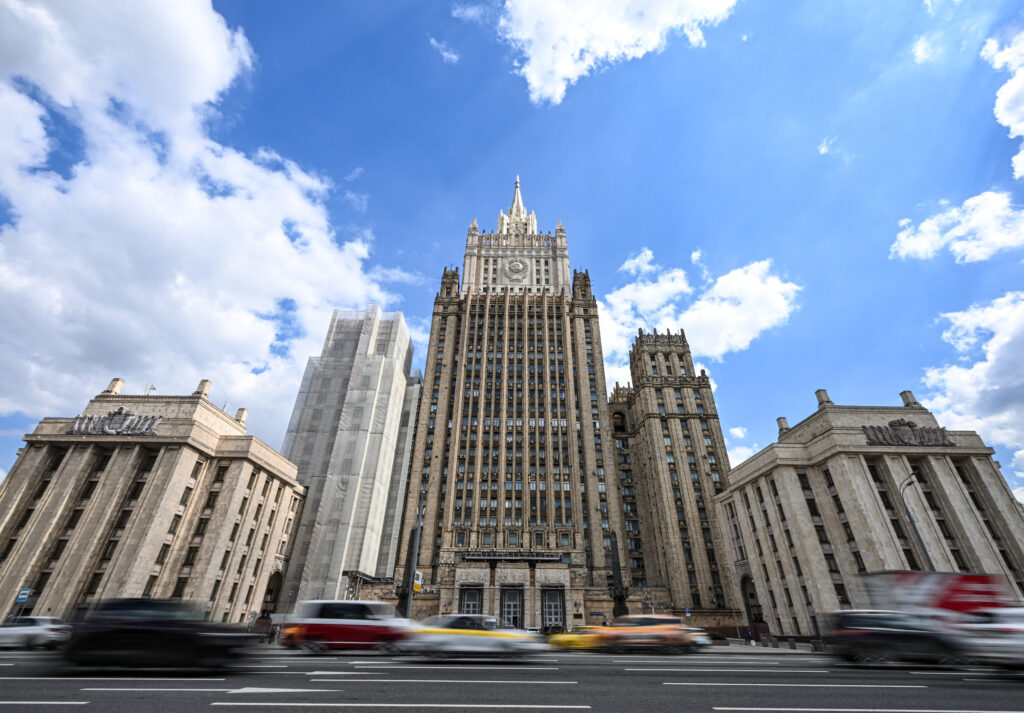 Rusia inchide Consulatul Romaniei de la Sankt Petersburg ca reactie la inchiderea Consulatului rus din Constanta MAE Reactia partii ruse era de asteptat