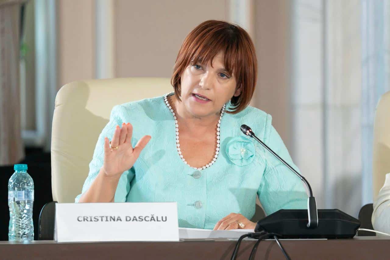 AUR a votat pentru ca profesorii sa nu fie privati de prima de cariera didactica din cauza intarzierilor si incompetentei Guvernului Bolojan