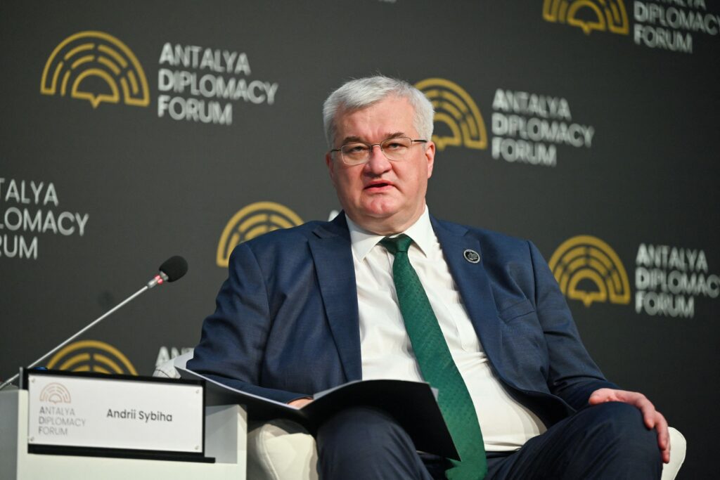 Atacul asupra navei Gas Lisbon stârnește reacții. Ucraina își exprimă recunoștința față de România și acuză Rusia. 2 Atacul asupra navei Gas Lisbon starneste reactii Ucraina isi exprima recunostinta fata de Romania si acuza Rusia