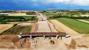 Autostrada Transilvania Lotul Biharia Chiribis ar putea fi inaugurat cu cinci luni mai devreme decat era preconizat