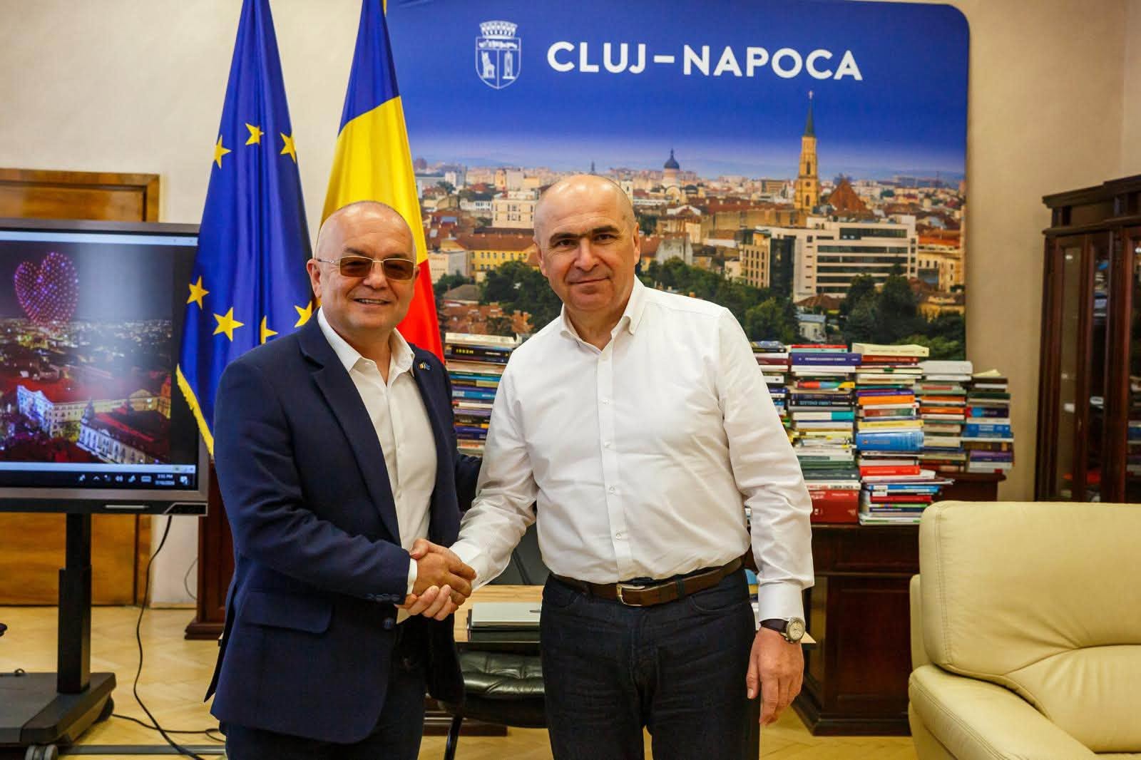 Emil Boc a avut o întâlnire cu premierul Ilie Bolojan. Discuții despre proiectele PNRR și prioritățile administrative. 2 Emil Boc a avut o intalnire cu premierul Ilie Bolojan Discutii despre proiectele PNRR si prioritatile administrative